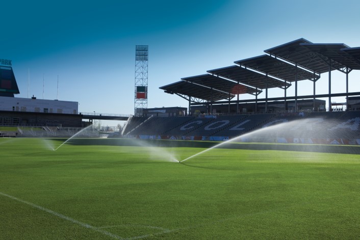 美國(guó)雨鳥(niǎo)噴頭實(shí)際應(yīng)用場(chǎng)景 - 園林綠化灌溉